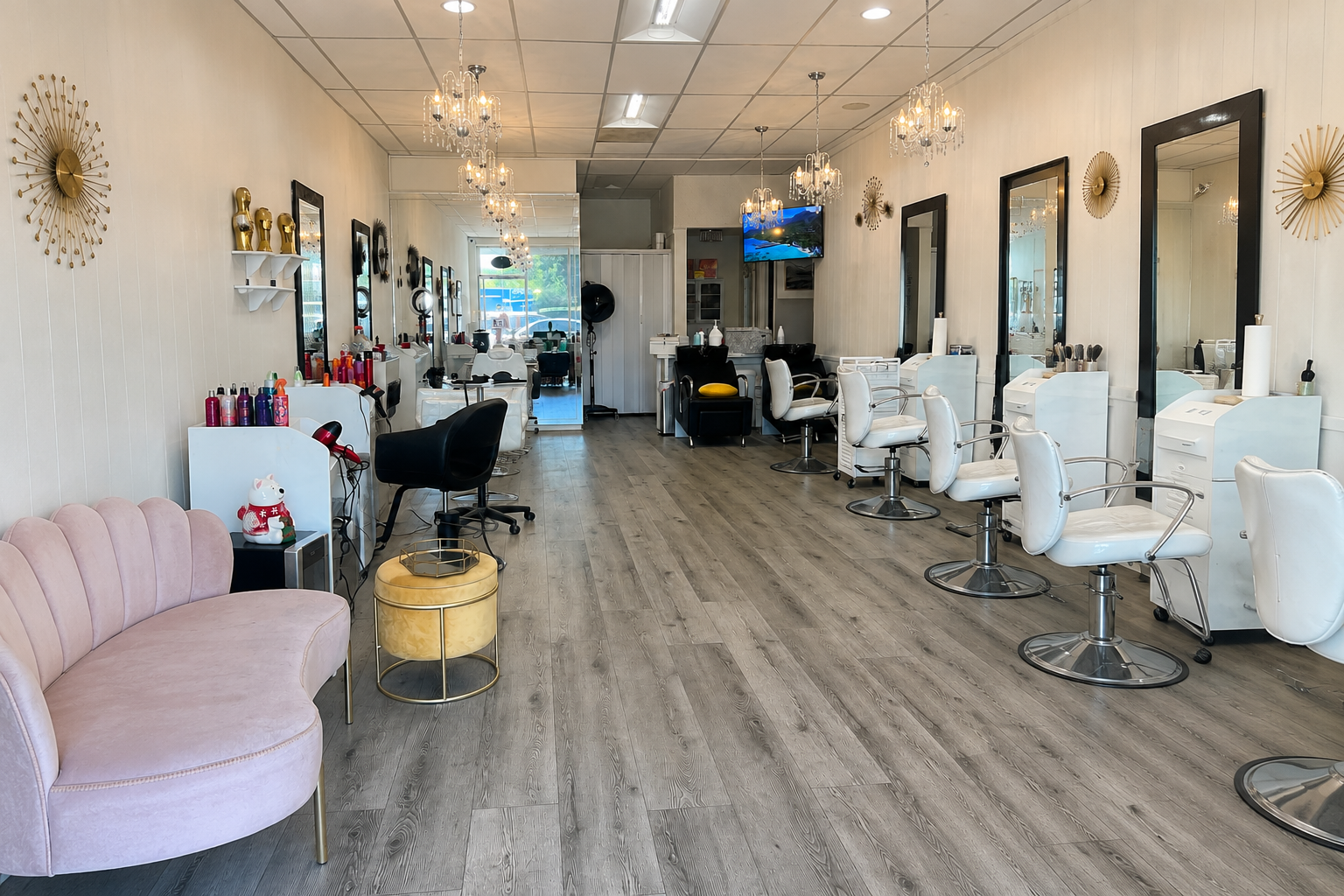 Asal Hair Studio interior